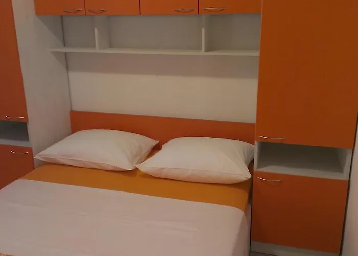 Hana Starigrad Paklenica