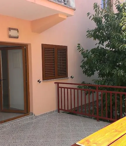 Hana * Starigrad Paklenica